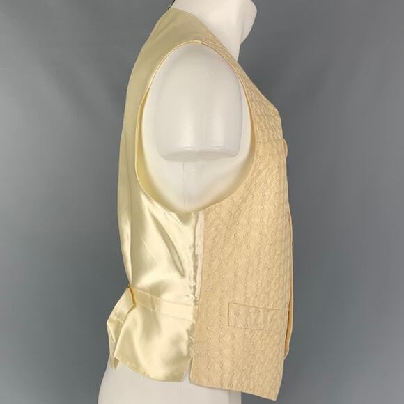 FAVOURBROOK Size 38 Beige Embroidery Linen Buttoned Vest - Picture 2 of 5